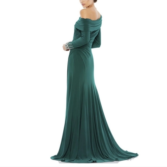 Mac Duggal Emerald Off Shoulder size 8 - Picture 2 of 4
